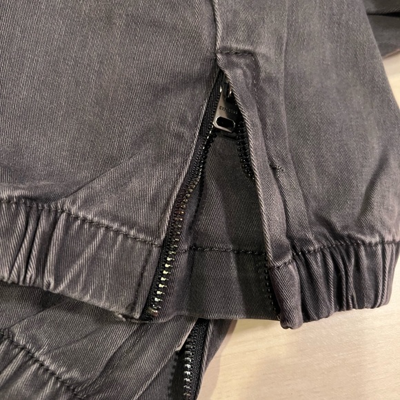 Express Cargo Pants - Picture 5 of 8